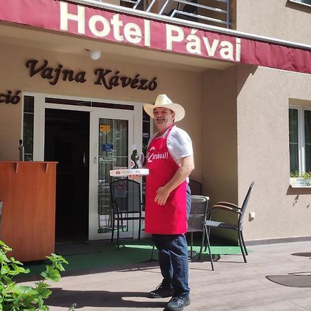 Hotel Pávai Hajdúszoboszló Exterior foto